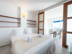 2 chambres, fer et planche à repasser, Wi-Fi, literie fournie