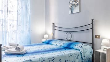 1 bedroom, free WiFi, bed sheets