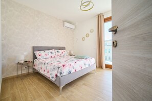 1 bedroom, iron/ironing board, free WiFi, bed sheets - Apartment 'Sara' with Private Terrace, Wi-Fi and Air Conditioning (Massa Marittima)
