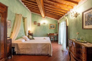 5 Schlafzimmer, Bügeleisen/Bügelbrett, kostenloses WLAN, Bettwäsche