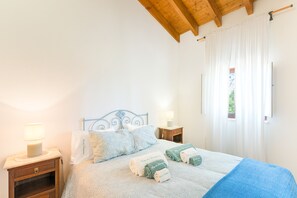 2 sovrum, strykjärn/strykbräda, gratis wi-fi och sängkläder