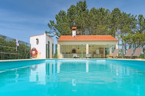 Farmhouse 'Casa Da Piscina' with Sea View, Private Pool and Wi-Fi