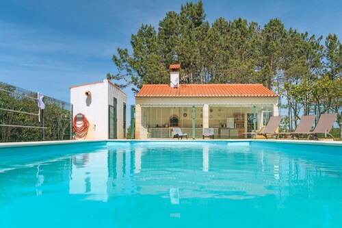 Farmhouse 'Casa Da Piscina' with Sea View, Private Pool and Wi-Fi