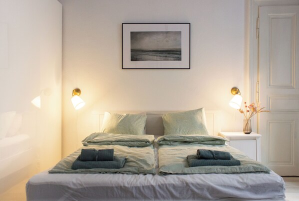 1 bedroom, iron/ironing board, WiFi, bed sheets