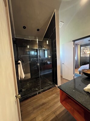 Interior - Charming 2-bedroom house with WiFi and fitness room in fantastic Houston (Houston)