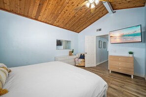 4 bedrooms, iron/ironing board, travel cot, WiFi