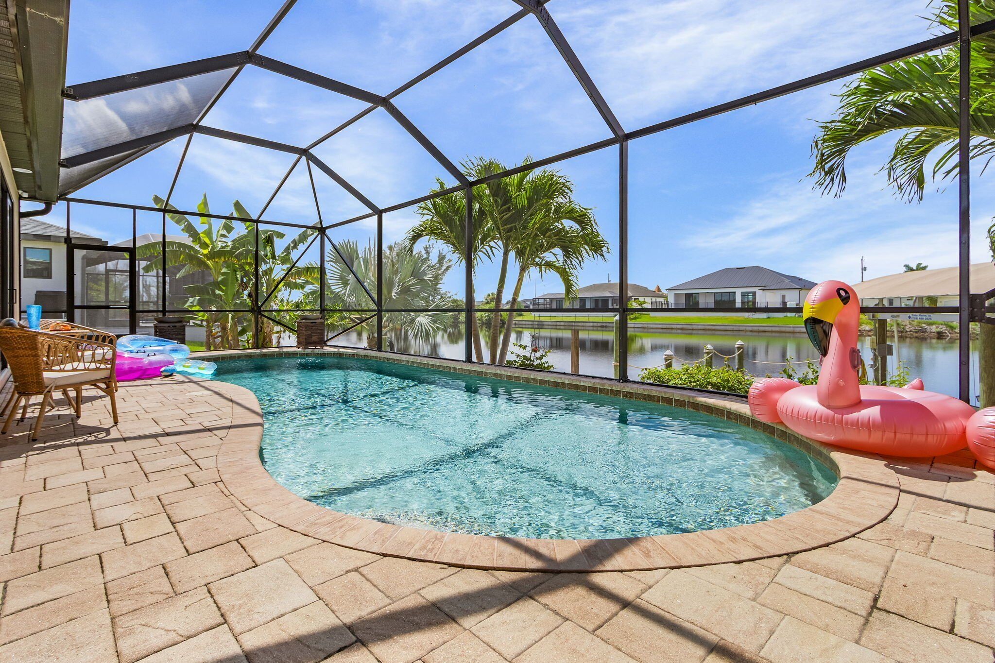 Et oppvarmet basseng