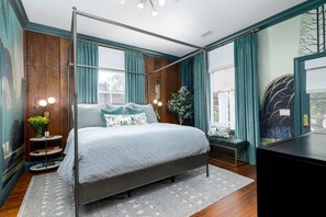 3 habitaciones, escritorio, tabla de planchar con plancha y wifi gratis