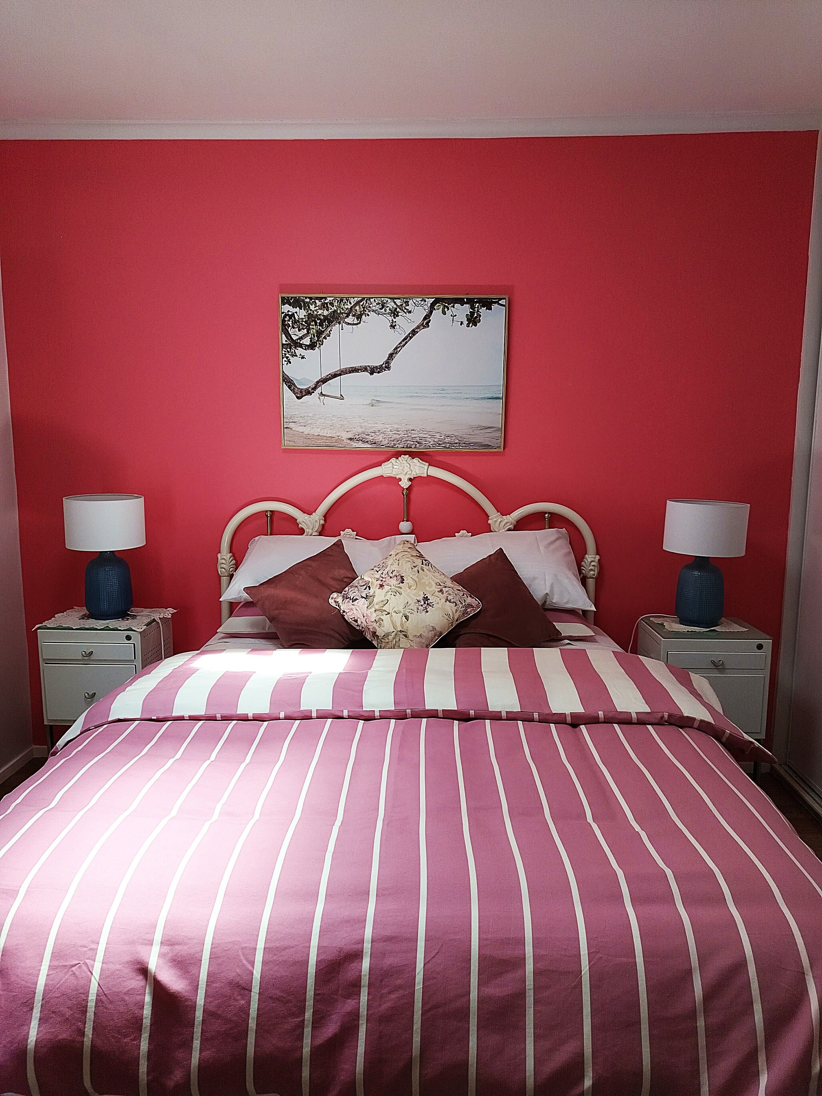 2 bedrooms, desk, iron/ironing board, travel crib