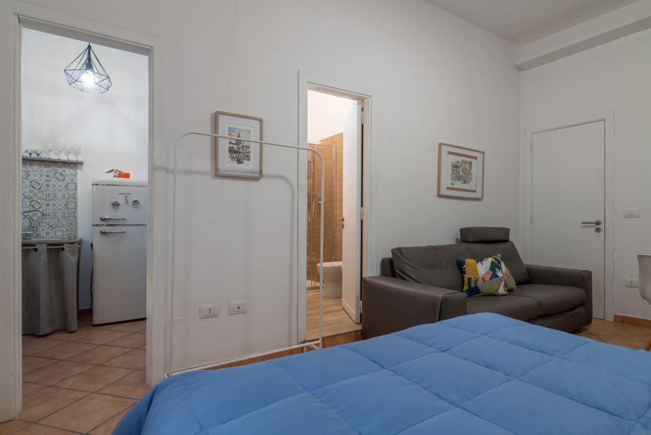 1 bedroom, iron/ironing board, Internet, bed sheets