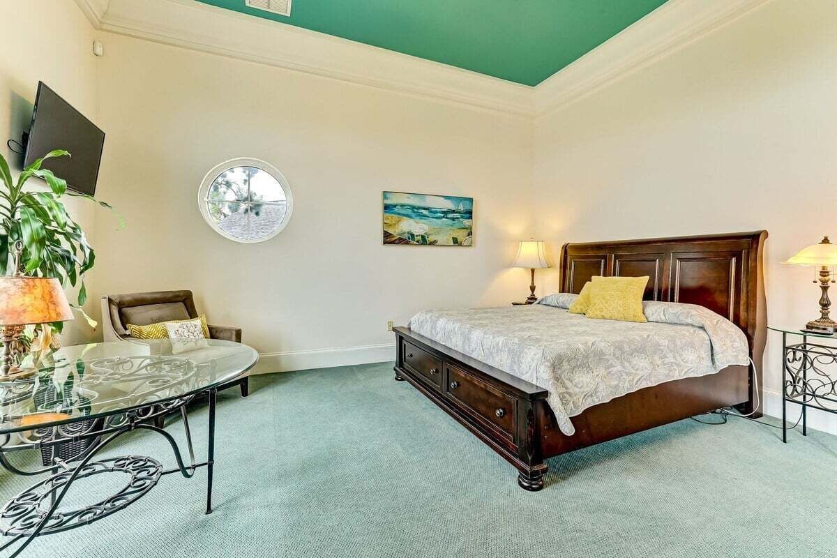 Photo 41 of Lions View+Bridge Tender|Waterfront|5-min walk DTN
