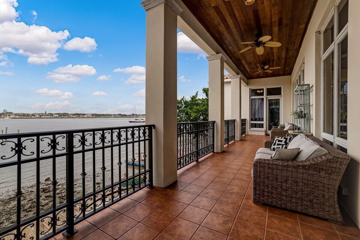Photo 55 of Lions View+Bridge Tender|Waterfront|5-min walk DTN