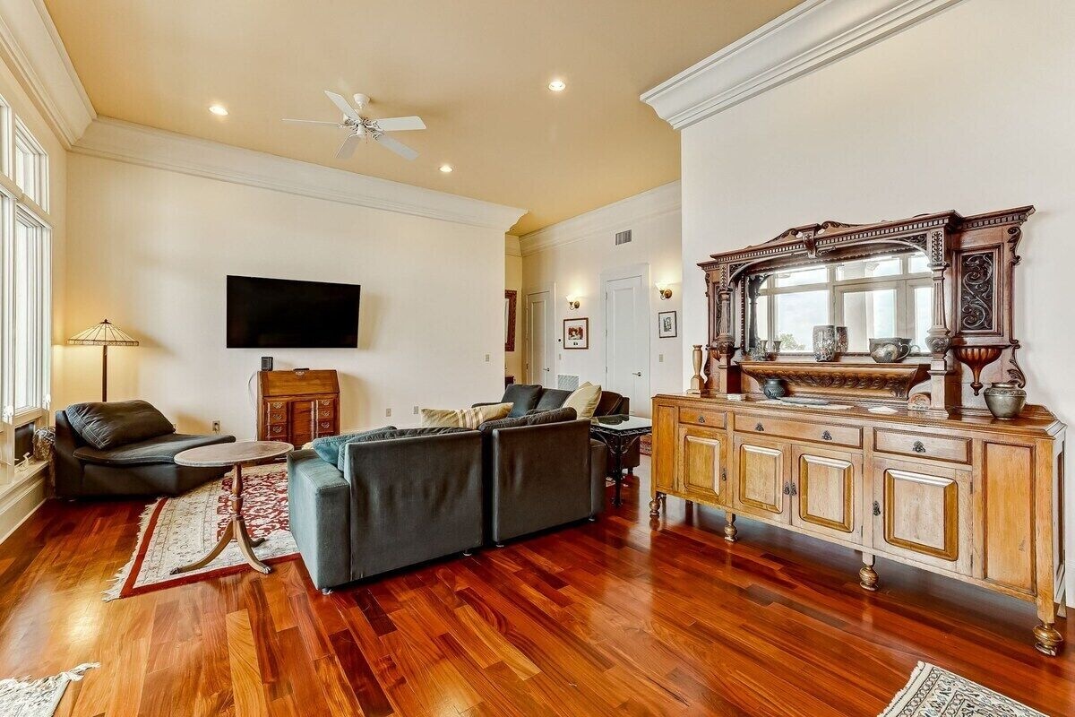 Photo 31 of Lions View+Bridge Tender|Waterfront|5-min walk DTN
