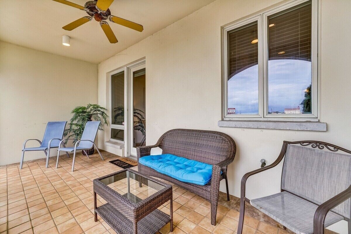 Photo 24 of Lions View+Bridge Tender|Waterfront|5-min walk DTN