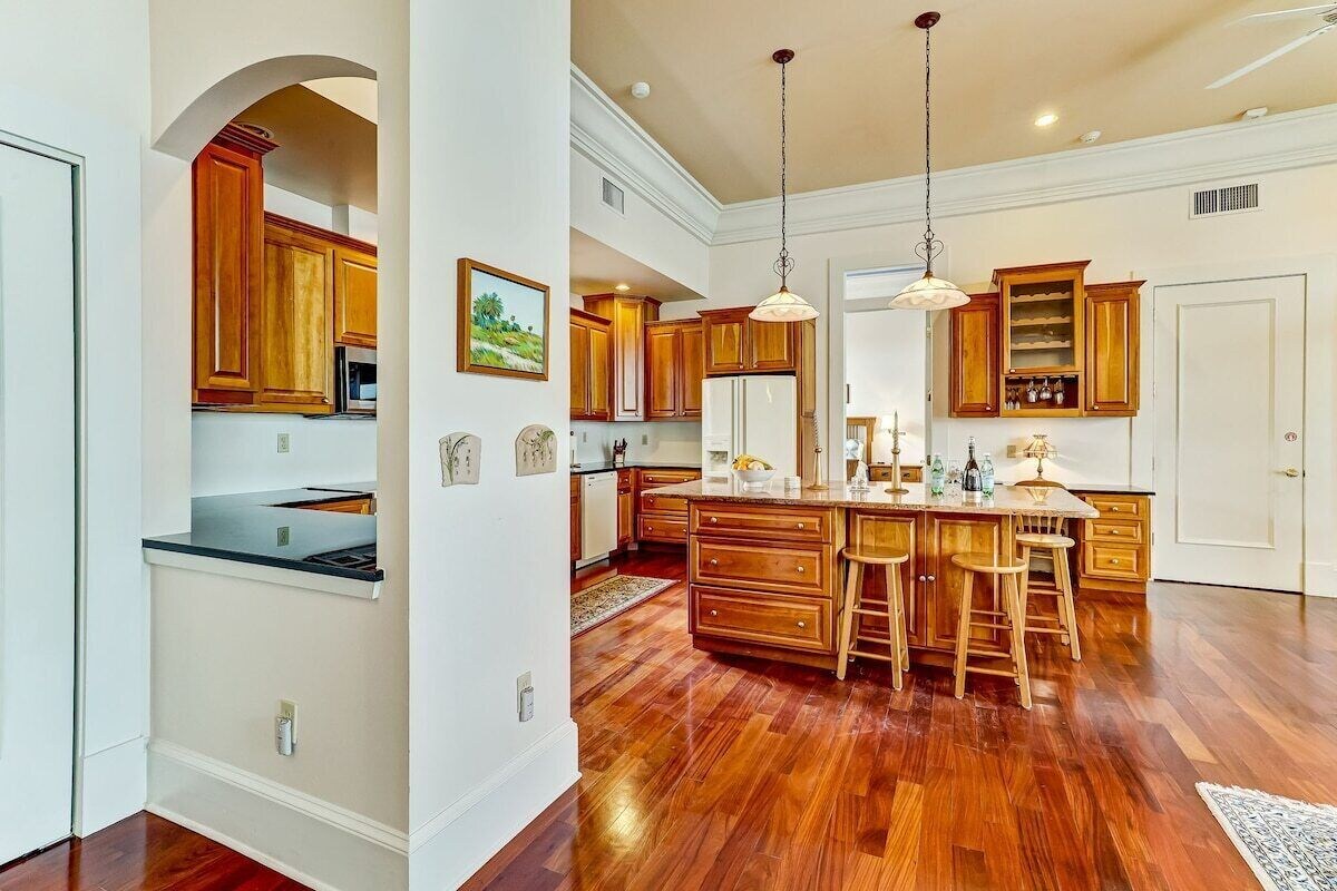 Photo 32 of Lions View+Bridge Tender|Waterfront|5-min walk DTN