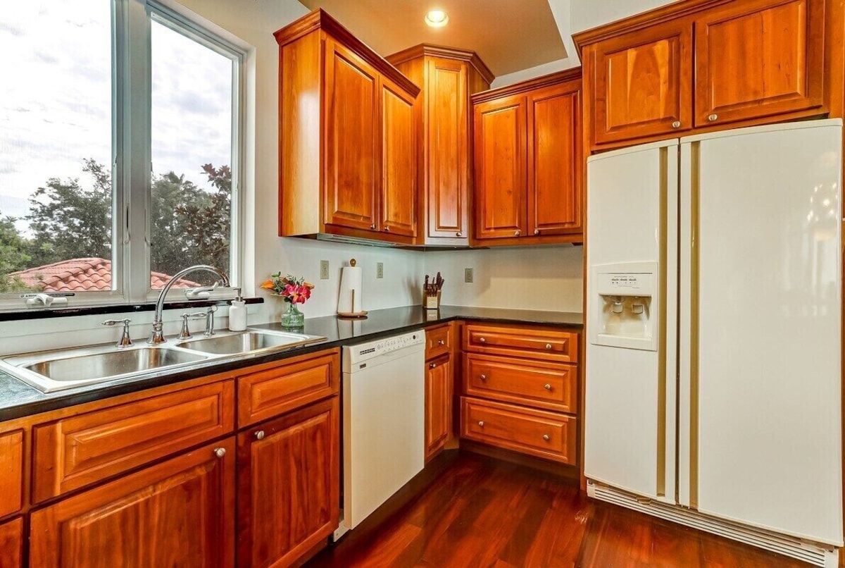 Photo 37 of Lions View+Bridge Tender|Waterfront|5-min walk DTN