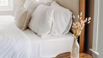 4 habitaciones, tabla de planchar con plancha, wifi y ropa de cama