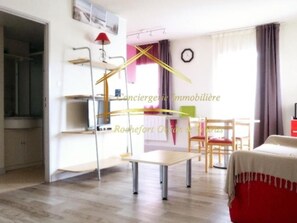 Interior - Cosy T2 apartment, private parking and close to the spa - 4 pers (ROCHEFORT)