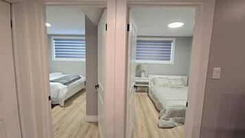 2 habitaciones, tabla de planchar con plancha, wifi y ropa de cama