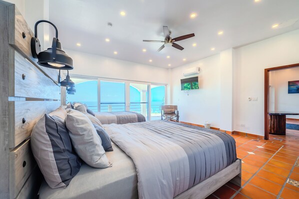 3 bedrooms, in-room safe, iron/ironing board, WiFi