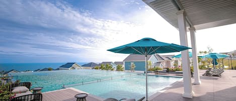 4 outdoor pools