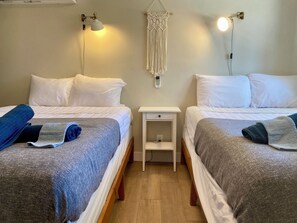 Classic Apartment, Multiple Beds, Kitchen | Individually decorated, individually furnished, free WiFi, bed sheets - South Shore Suites (Bayfield)
