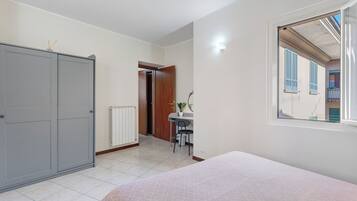 1 camera, ferro/asse da stiro, Wi-Fi gratuito, lenzuola