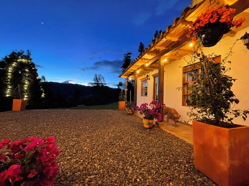 Entre Montañas Farm