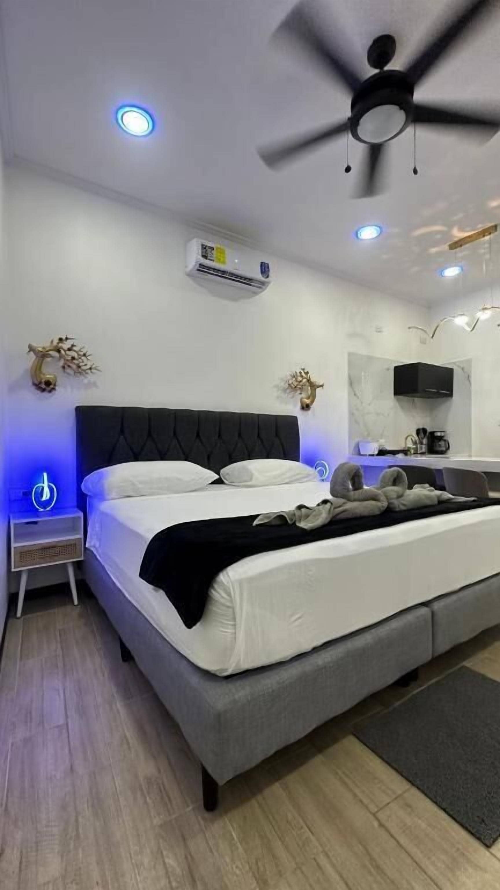 Coffres-forts dans les chambres, rideaux occultants, Wi-Fi gratuit