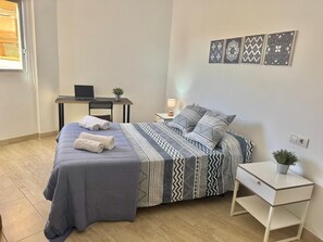3 quartos, Wi-Fi de cortesia, roupa de cama