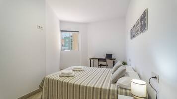 3 chambres, Wi-Fi gratuit, draps fournis