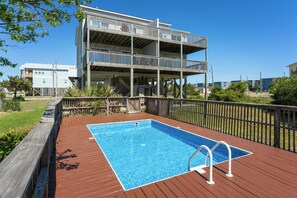 Outdoor pool - Steps from Ocean with a Pool! Gameroom! (North Topsail Beach)