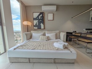 1 bedroom, WiFi - Large Modern New Apartment Near Andares (Zapopan)