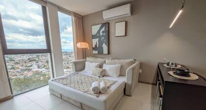 Large Modern New Apartment Near Andares