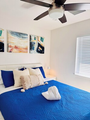 1 chambre, fer et planche à repasser, lit de bébé portatif, Wi-Fi