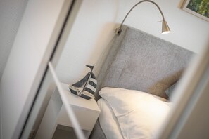 3 bedrooms, iron/ironing board, WiFi, bed sheets - An der Seedüne, App. Carpe diem - "Relax in our vacation apartment at (Unknown)