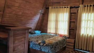 6 bedrooms, iron/ironing board, WiFi