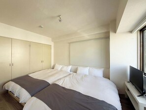 1 bedroom, iron/ironing board, WiFi, bed sheets
