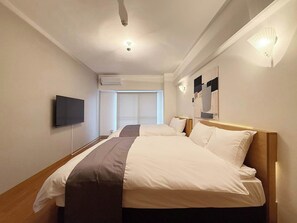 1 bedroom, iron/ironing board, WiFi