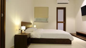 2 間睡房、熨斗/熨衫板、Wi-Fi、床單