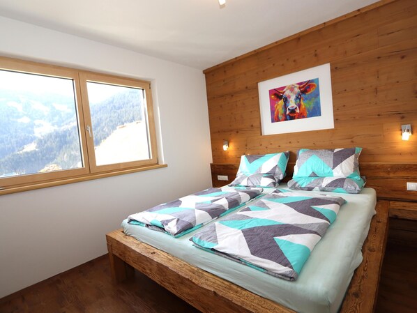 2 bedrooms, internet