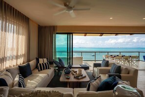 Een televisie, een stereo en een kantoor