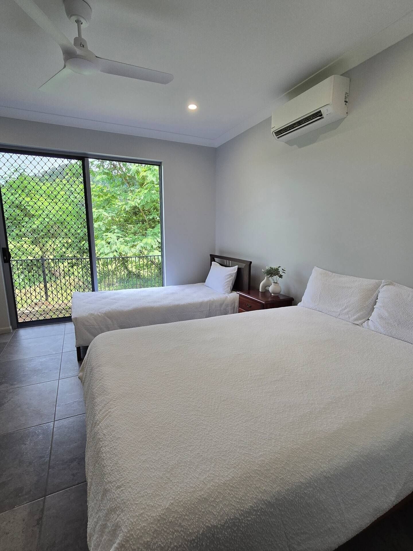 2 bedrooms, in-room safe, iron/ironing board, WiFi