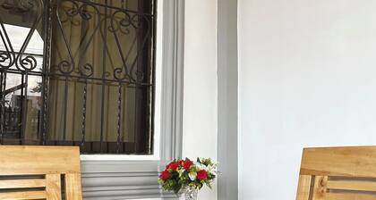 Ivory Bloom - Spacious 4-BR w/ WiFi, AC, Large Space in Puerto Princesa, Palawan