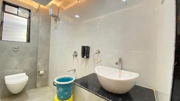 Familienzimmer | Schreibtisch, kostenloses WLAN