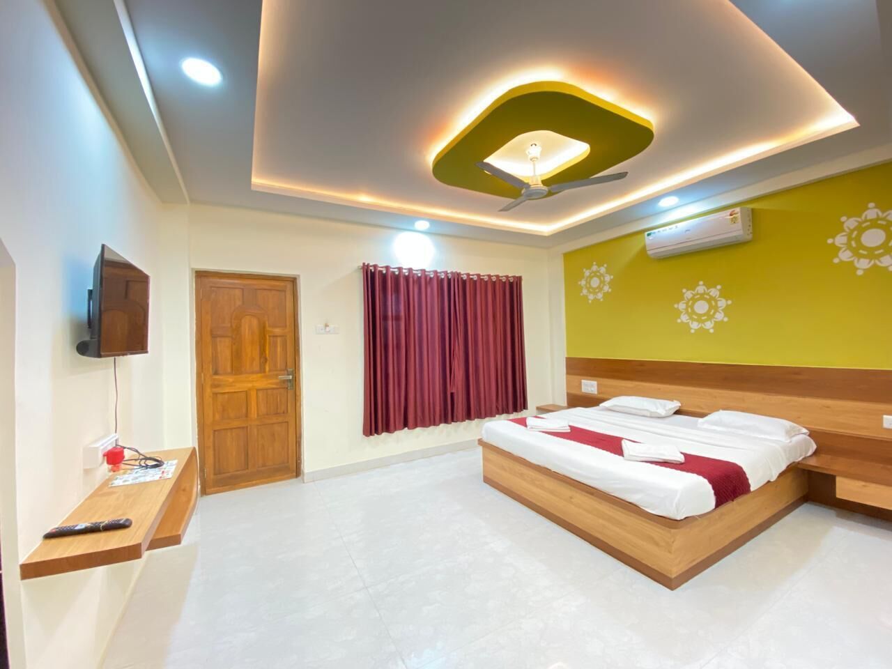 ห้องแฟมิลี่ | โต๊ะทำงาน, Wi-Fi ฟรี