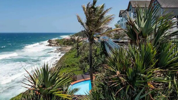 Pool - Beachfront Bliss in Ballito - 3 Bedroom Apartment (Ballito)