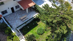 Front of property - Villa do Sol (Cascais)