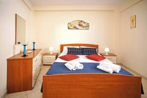 2 Schlafzimmer, Bügeleisen/Bügelbrett, Internetzugang, Bettwäsche