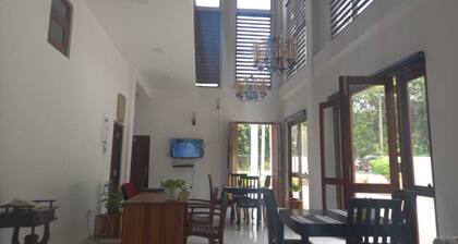 RAJABAWANA Holiday Resort